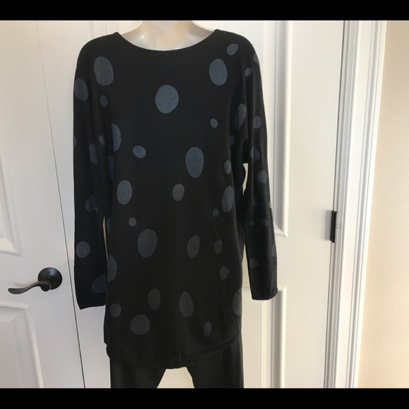 CMD 55 Black Studded Tunic Sweater L - Picture 3 of 5